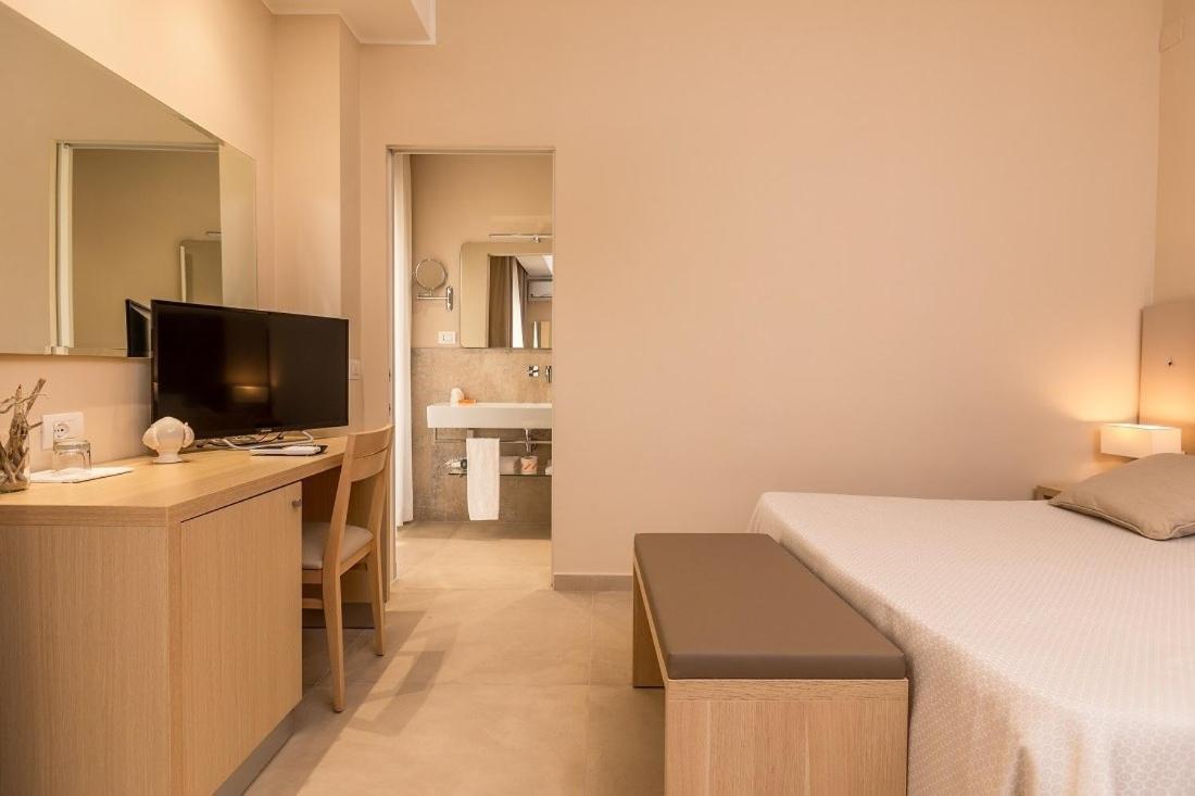 Hotel Degli Aranci Vieste Extérieur photo