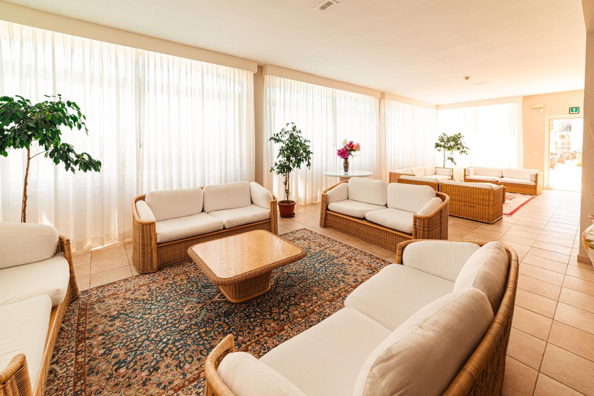 Hotel Degli Aranci Vieste Extérieur photo